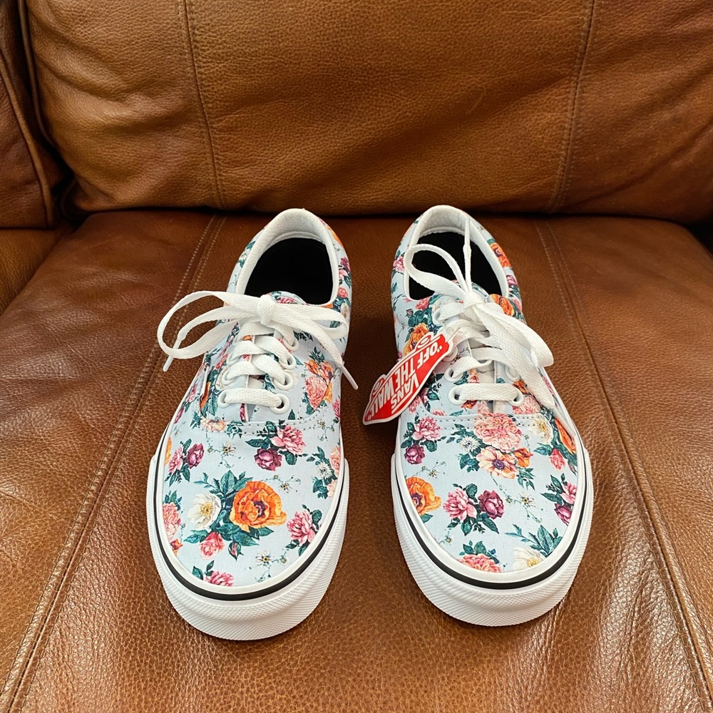 VANS Pale Blue Floral Sneakers Size 8 Womens 6.5 Mens